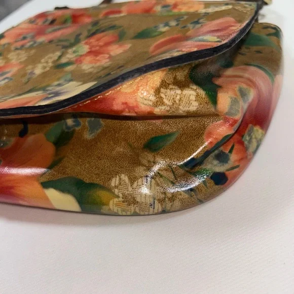 Patricia Nash glazed leather floral studded messenger crossbody - Picture 5 of 16